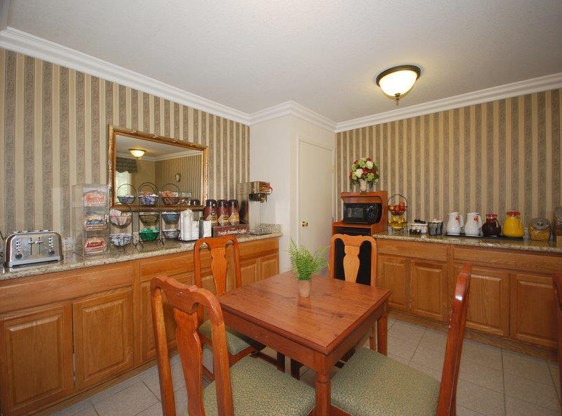 Best Western Colonial Inn Selma Restaurace fotografie